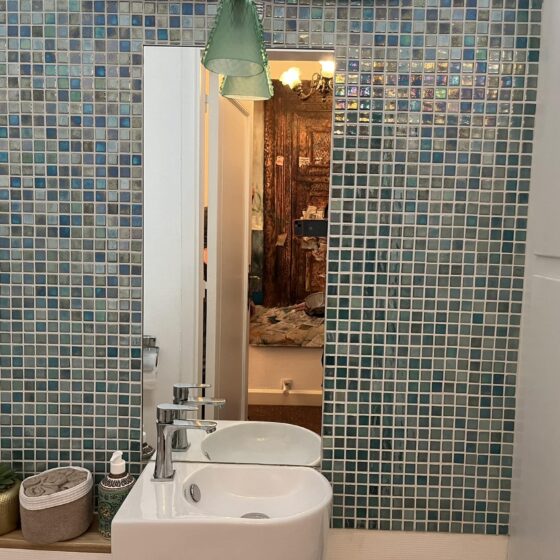 Rossi & Fils à Sclessin : Carrelages d'une salle de bain